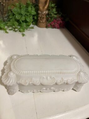 TRINKET BOX Jewelry NO CHIPS CRACKS Incolay Stone Victorian Ornate Luxury VTG